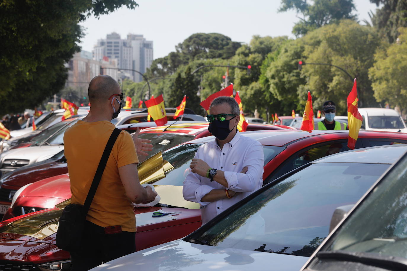 La marcha de vehículos contra la política del Gobierno se inicia en la Alameda y recorrerá la ciudad hasta llegar a San Agustín. 