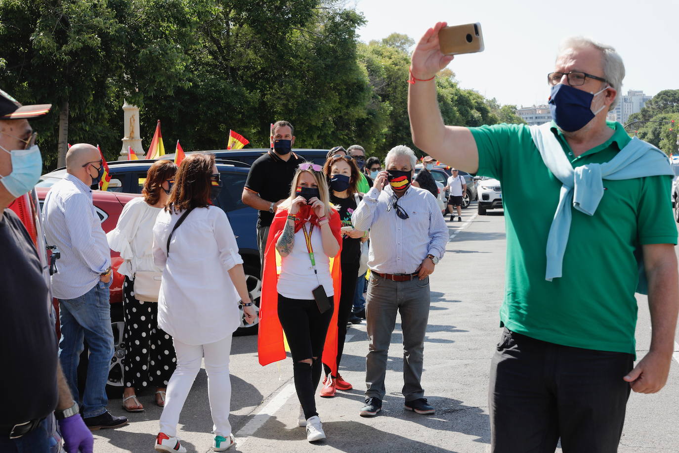 La marcha de vehículos contra la política del Gobierno se inicia en la Alameda y recorrerá la ciudad hasta llegar a San Agustín. 