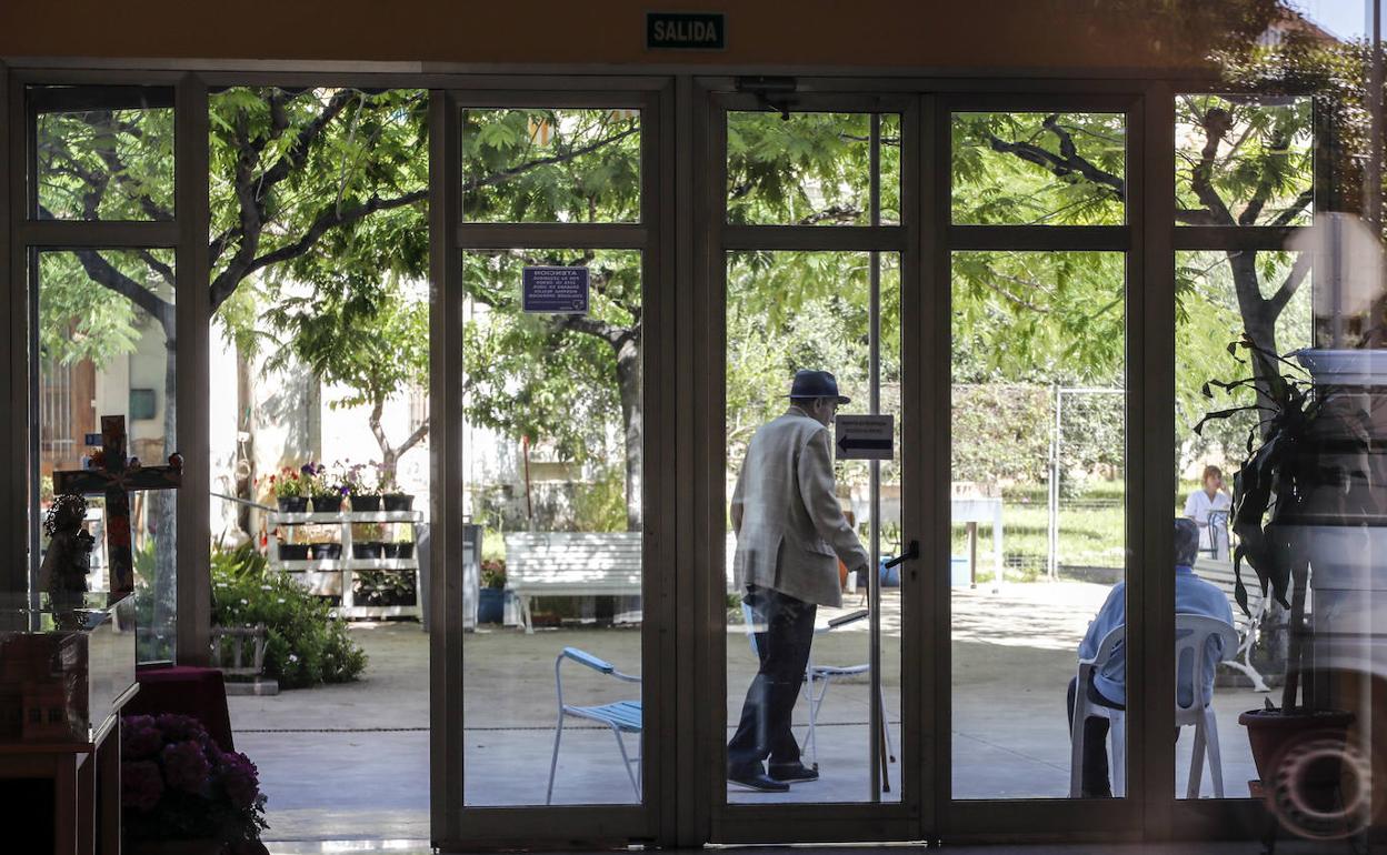 Instalaciones de la residencia de ancianos Santa Elena de Torrent. 
