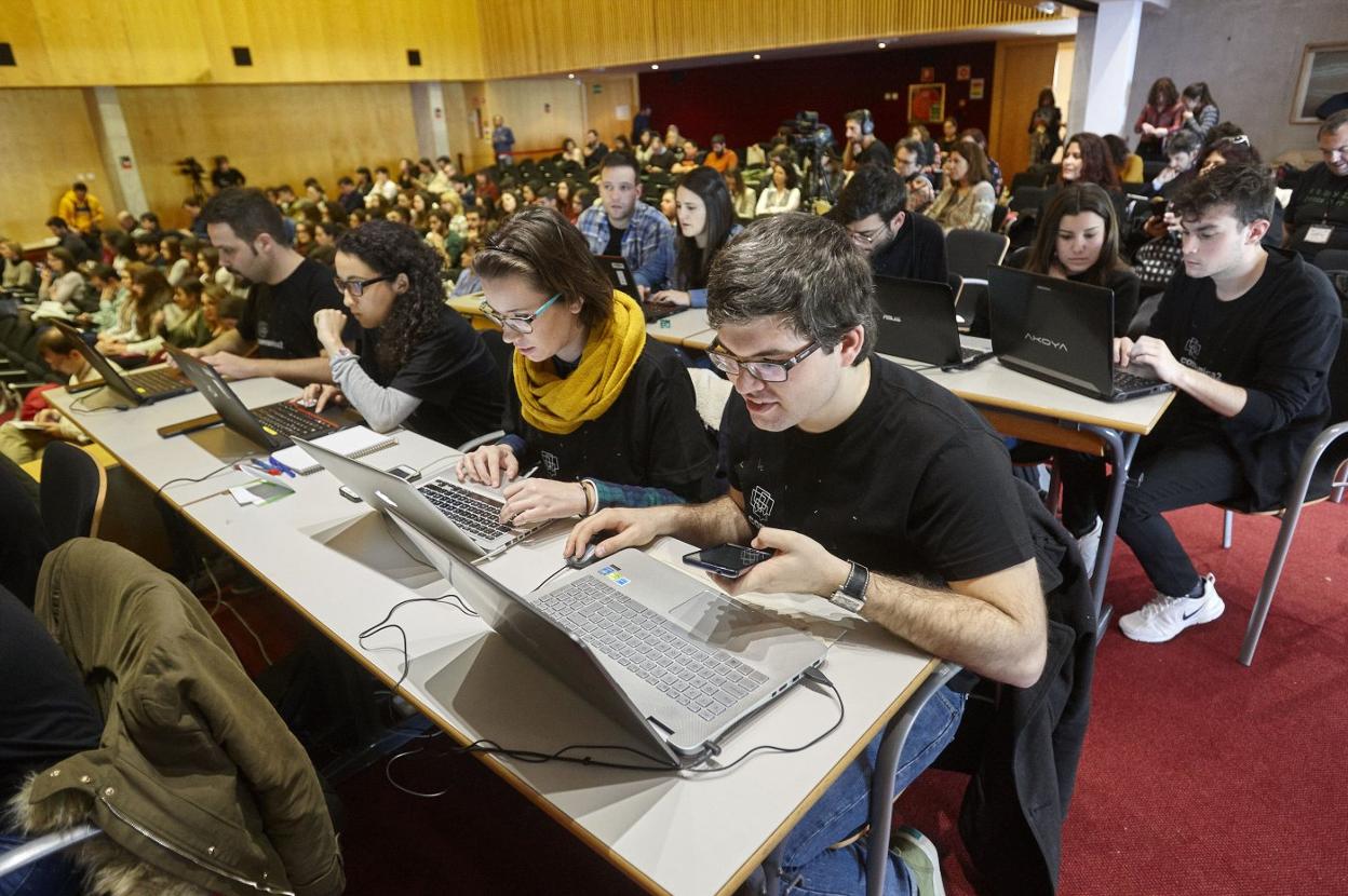 Participantes en un congreso organizado por la Politècnica. efe