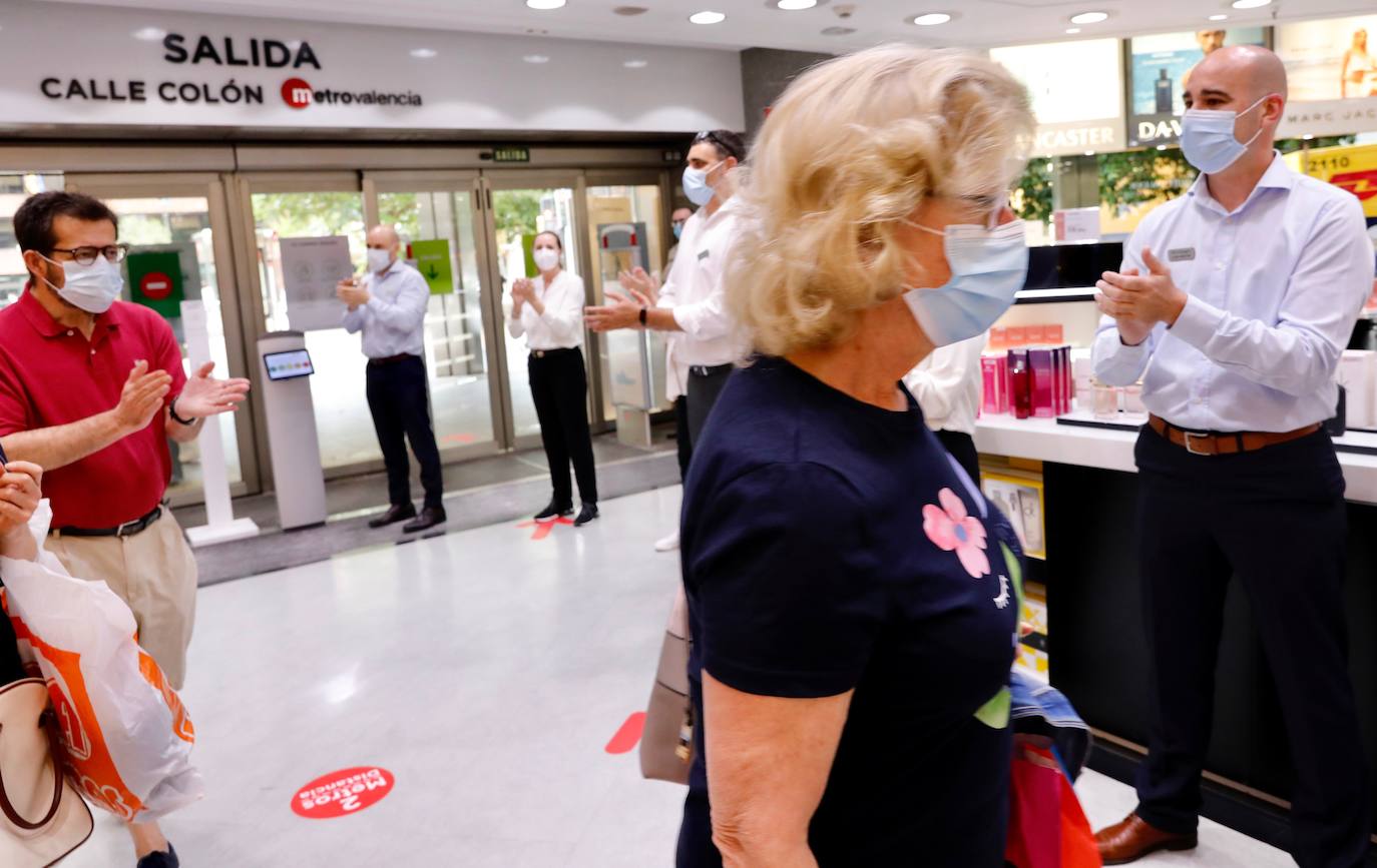 Reapertura de los centros comerciales en Valencia tras el confinamiento