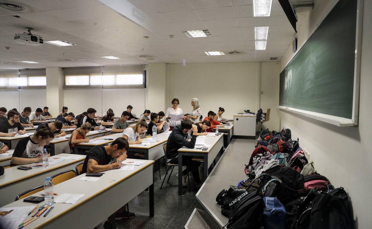 Examen de selectividad del año pasado. 