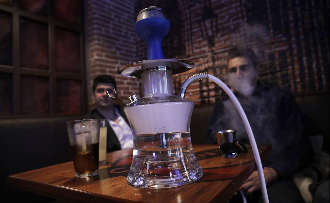 Denunciarán el uso de cachimbas en los bares ante el riesgo de transmisión de Covid-19