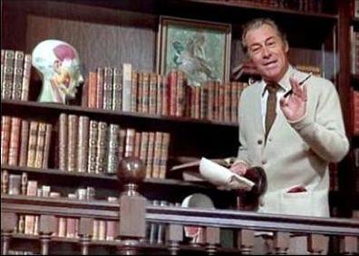 Imagen secundaria 1 - Bibliotecas de cine en las peliculas 'Dolor y gloria', 'My fair lady' y 'de The Fantastic Flying Books of Mr. Morris Lessmore'.