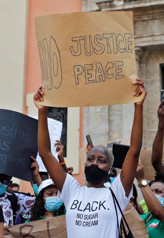 Fotos: Manifestación en Valencia contra el racismo