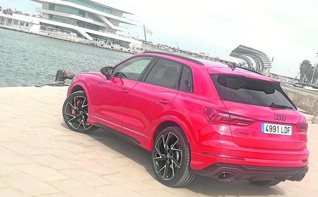 Imagen deportiva en el RSQ3, también existe en versión Sportback. 