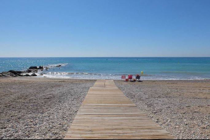 La playa Les Marines de Nules es otra de los tres arenales que el año pasado celebraron su inclusión entre las más destacadas. Es la primera de este municipio de Castellón en lograr entrar en la lista.