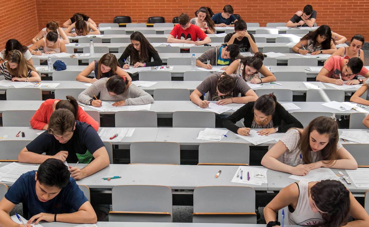 Examen de Selectividad en Valencia.