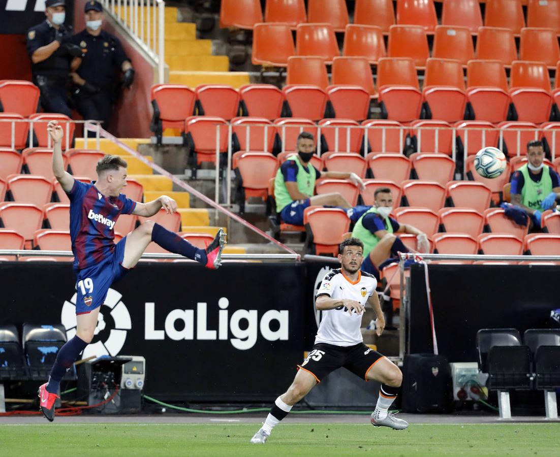 Fotos: El derbi entre el Valencia y el Levante, en imágenes