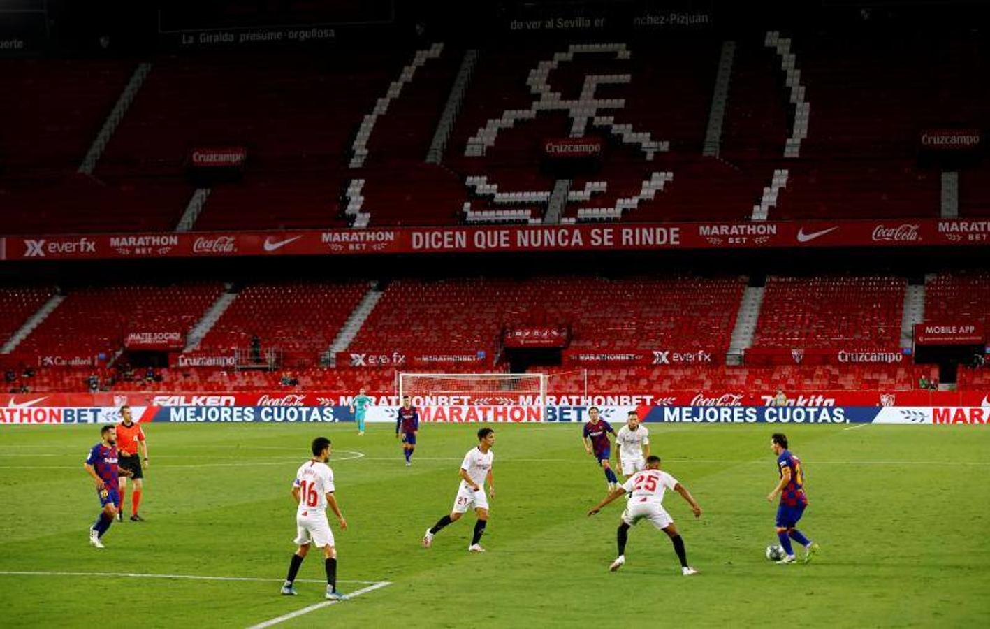 Fotos: Las mejores imágenes del Sevilla-Barcelona