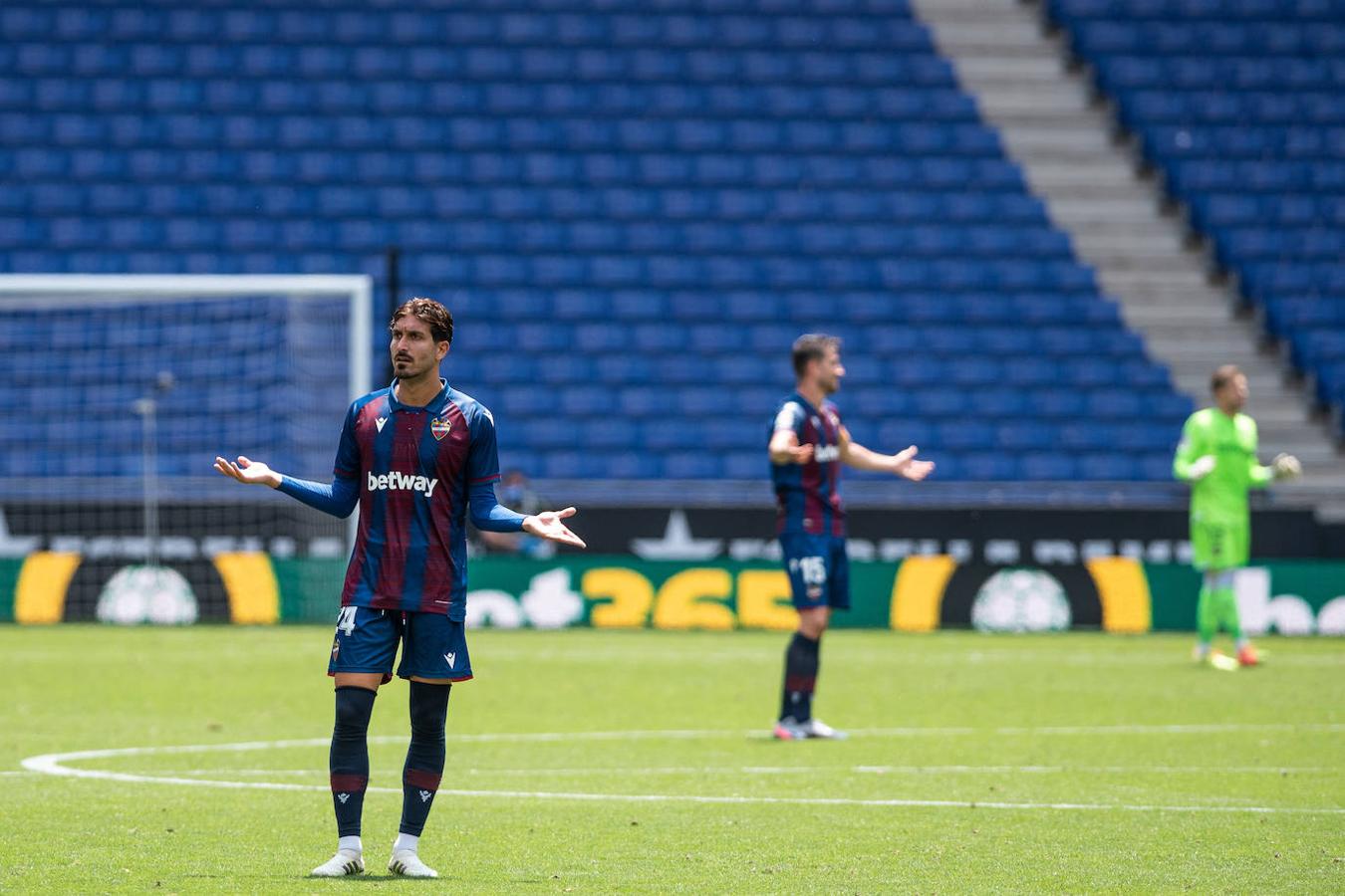 Fotos: Las mejores imágenes del Espanyol-Levante