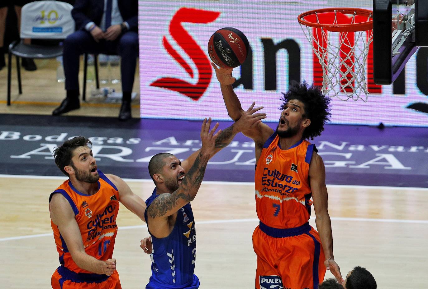 Fotos: San Pablo Burgos-Valencia Basket, en imágenes