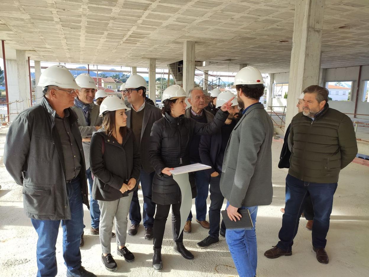 Visita del conseller Marzá a un centro educativo de Dénia incluido en el plan Edificant. bernat ortolà