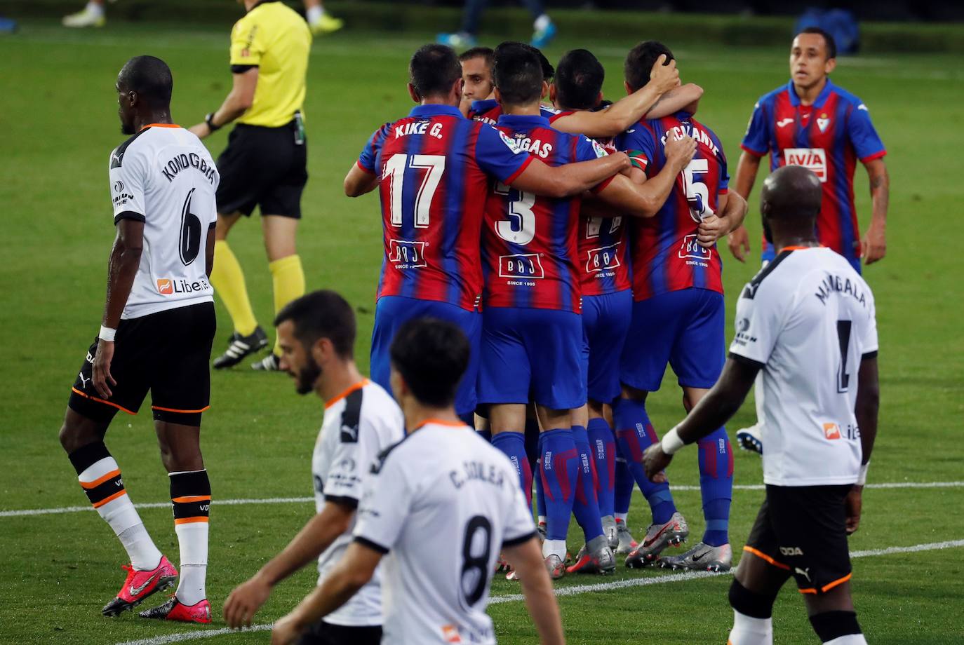 Fotos: Fotos del partido Eibar-Valencia