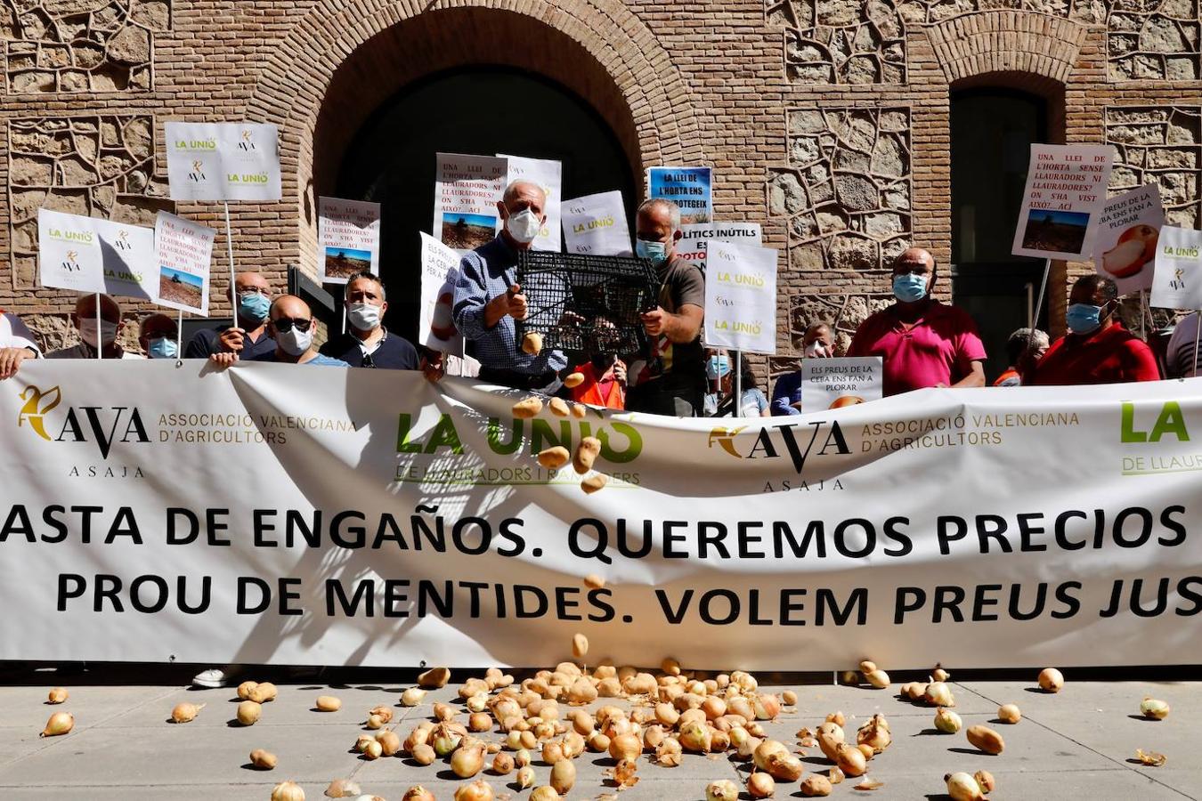 Fotos: Protesta de los agricultores en Valencia