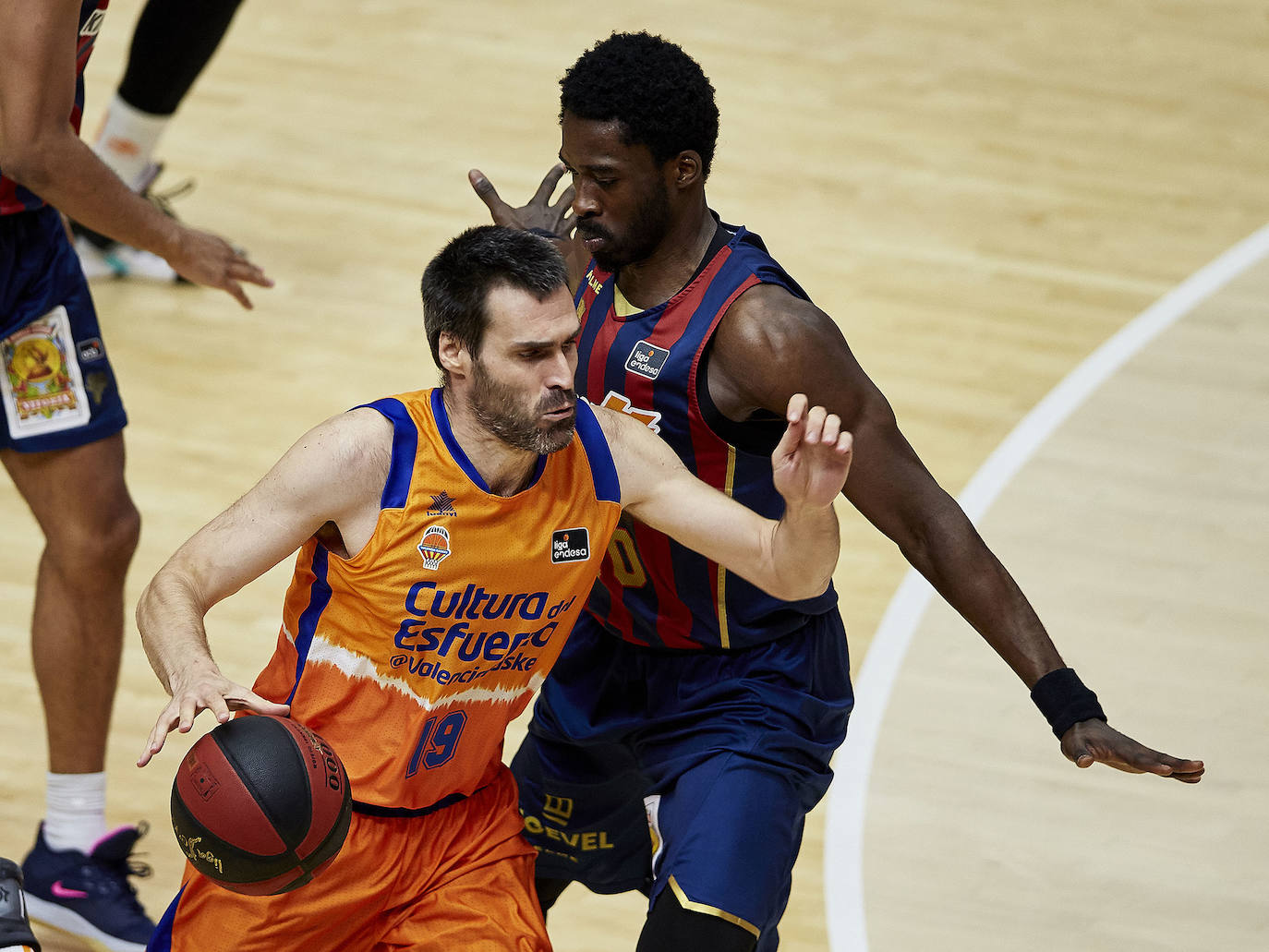 Fotos: ACB: espectaculares imágenes del Valencia Basket - Baskonia