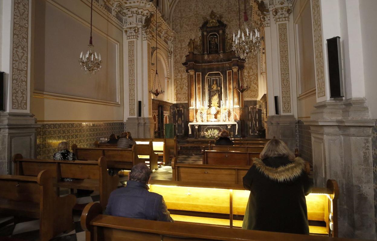 Capilla de Adoración en la ciudad de Valencia. j. monzó
