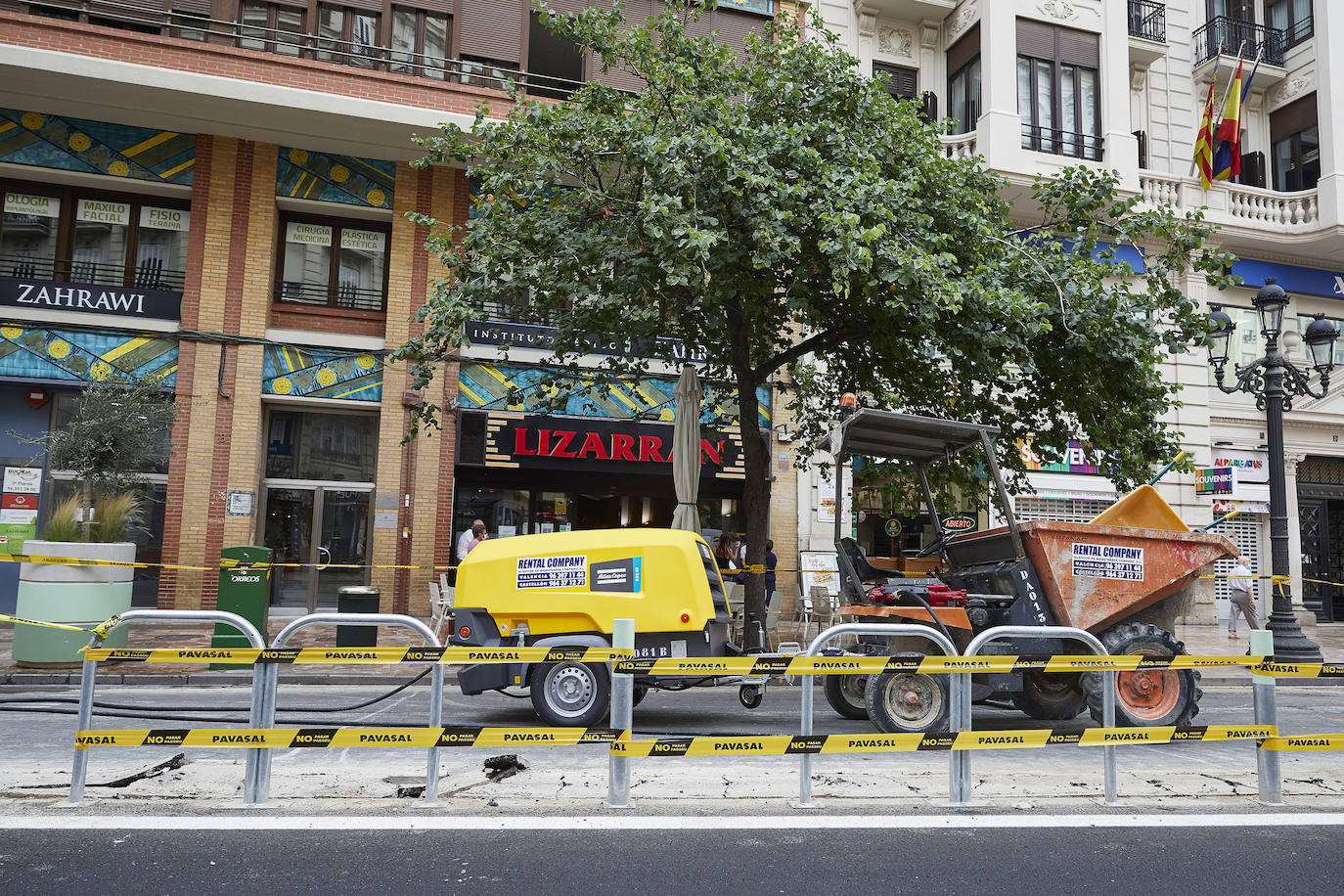 Fotos: Obras en la plaza del Ayuntamiento de Valencia