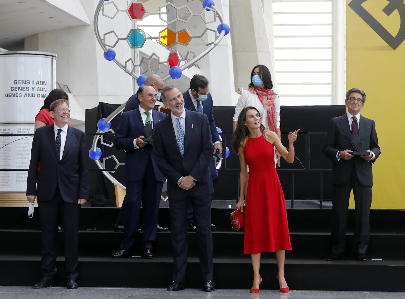 Don Felipe y Doña Letizia entregan en el Museo de las Ciencias los Premios Nacionales de Diseño al presidente de Iberdrola, Ignacio Galán, a Porcelanosa, a la empresa Point y a la diseñadora Marisa Gallén