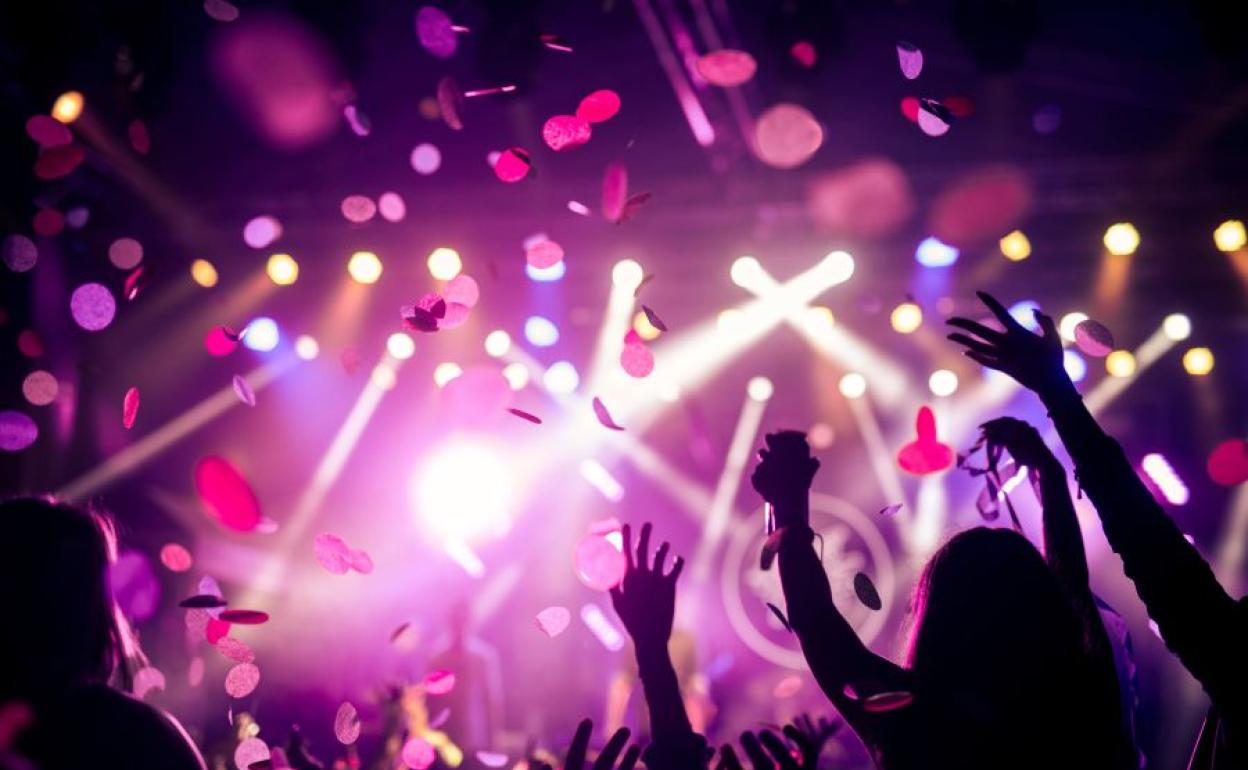 Coronavirus: bodas, fiesta y baile | ¿Se puede bailar en una boda con las medidas actuales de seguridad por el coronavirus?