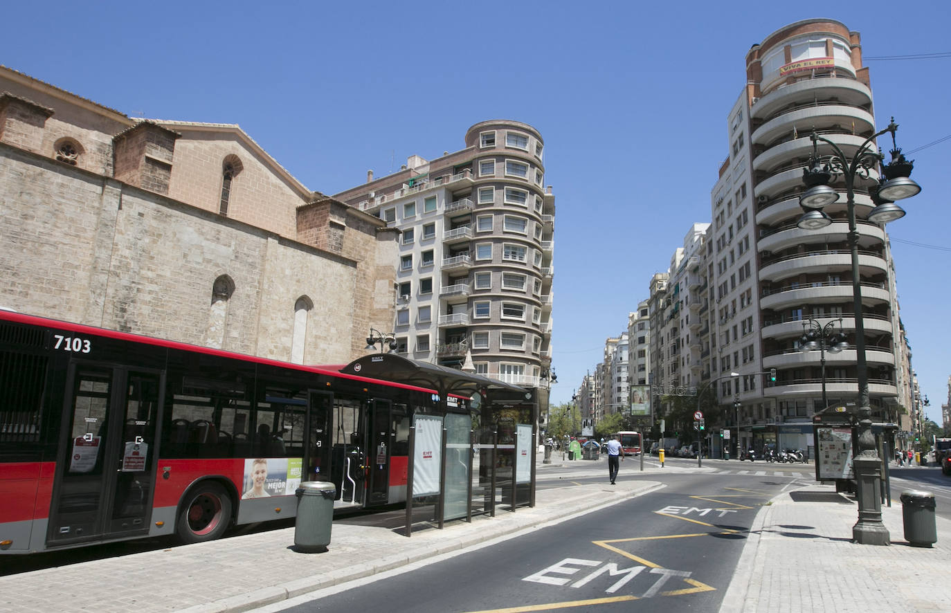 Fotos: Empiezan las obras de peatonalización de la plaza San Agustín de Valencia