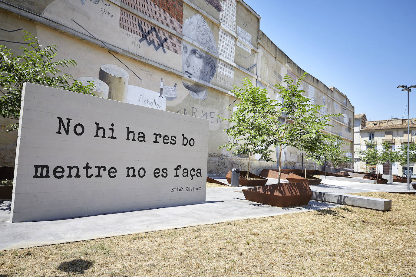 Ya se pueden ver algunas de las esculturas que forman parte del espacio ubicado en la Calle Beneficiencia de Valencia.