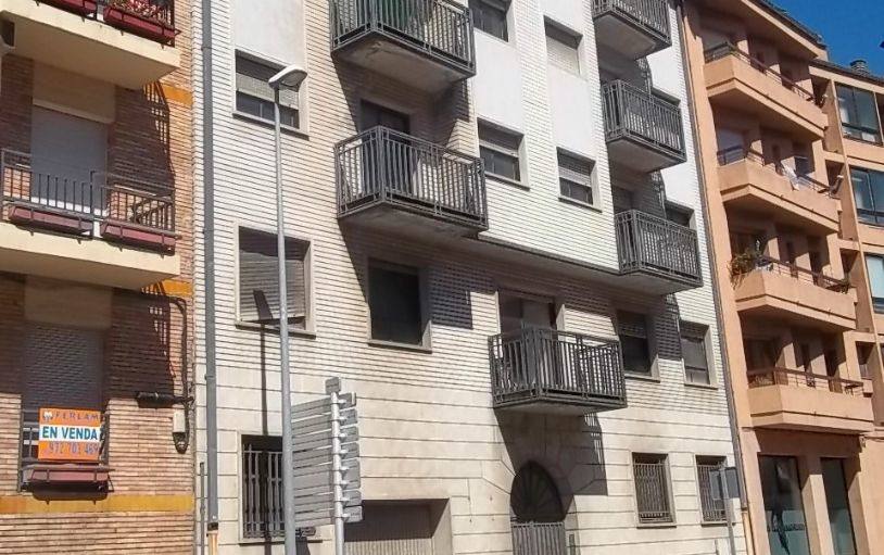 SANT JOAN DE LES ABADESSES (GIRONA) - 1.177 metros cuadrados de construcción que están a la venta por 497.157 euros.