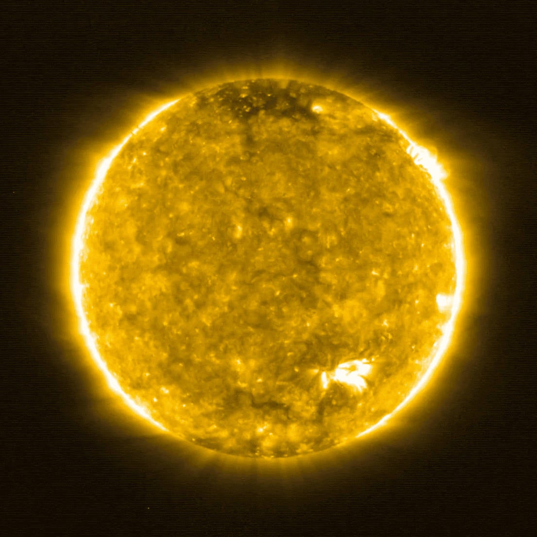 La Universidad Politécnica de Valencia participa en el primer mapa magnético de la estrella desde el espacio. 