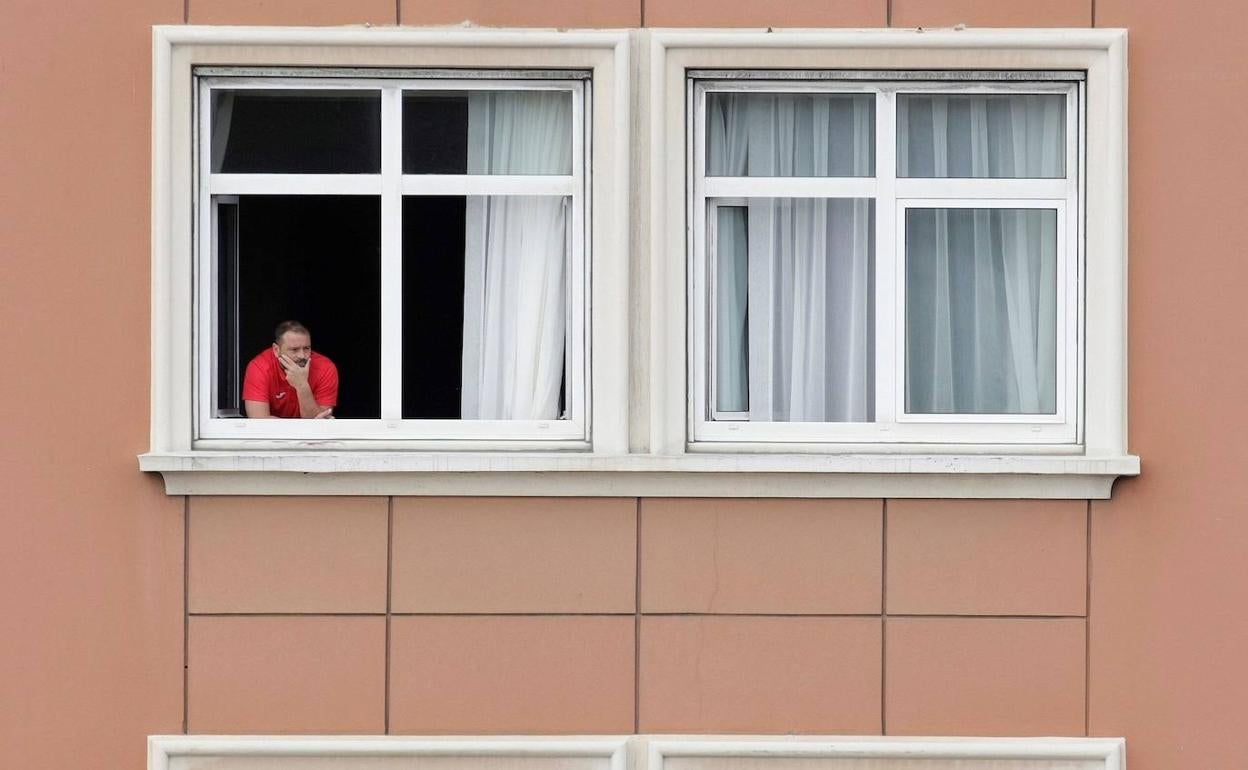 Un jugador del Fuenlabrada, en cuarentena en un hotel de La Coruña.