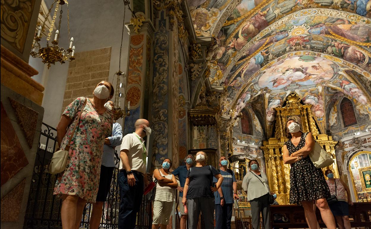 Visita nocturna a San Nicolás, en Valencia.