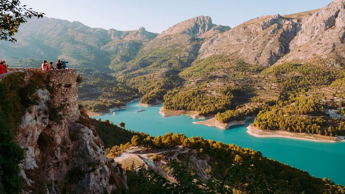 25. Pantano de Guadalest (Alicante).