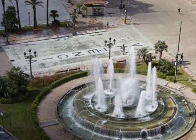 Imagen secundaria 1 - Detalles de la plaza.