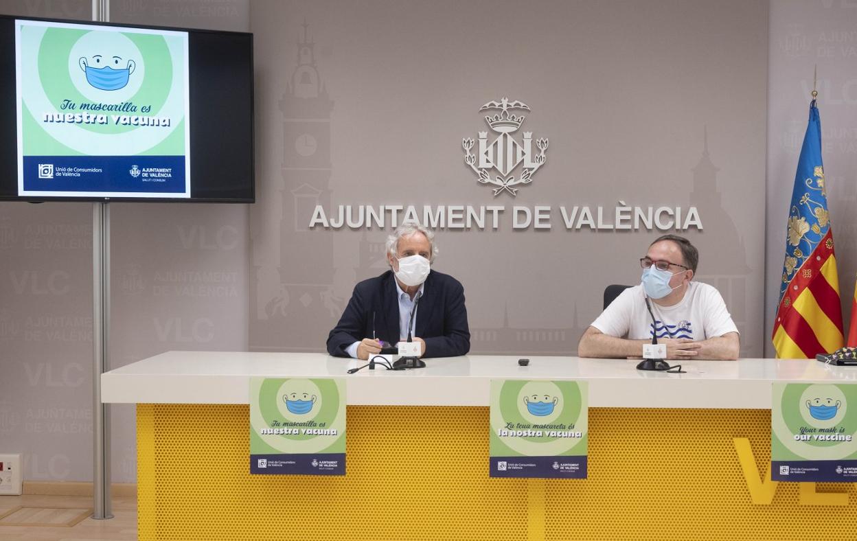 Emiliano García y Vicente Inglada, ayer, durante la rueda de prensa de presentación de la campaña. ayto. valencia