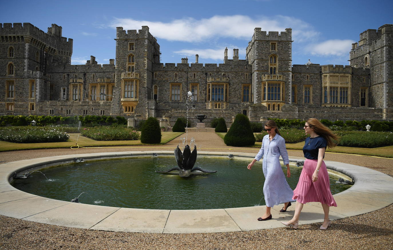 El Castillo de Windsor, una de las residencias oficiales de la Reina Isabel de Gran Bretaña, abrirá su jardín East Terrace Garden al público por primera vez en más de 40 años. 