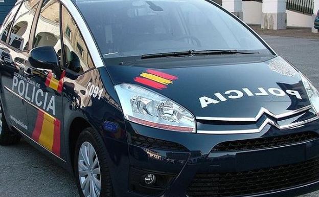 Un estafador en busca y captura quema el piso de su expareja en Valencia