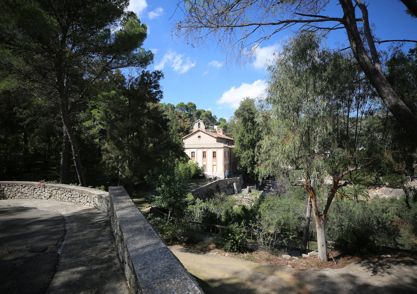 21.- La Vall de Laguar (Alicante)