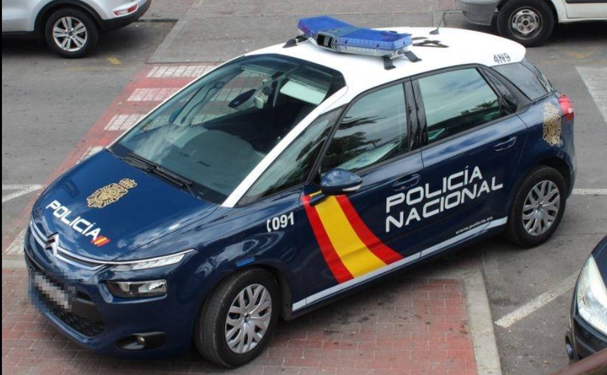 Roba joyas por valor de unos 3.000 euros de casa de un amigo tras pasar varios días allí alojado