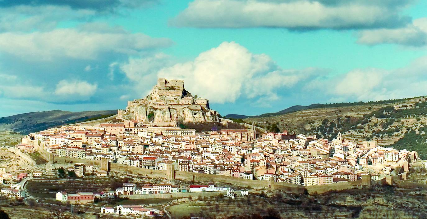 Su castillo declarado Monumento Histórico-Artístico y sigue siendo uno de los destinos más visitados a nivel nacional en la Comunitat.