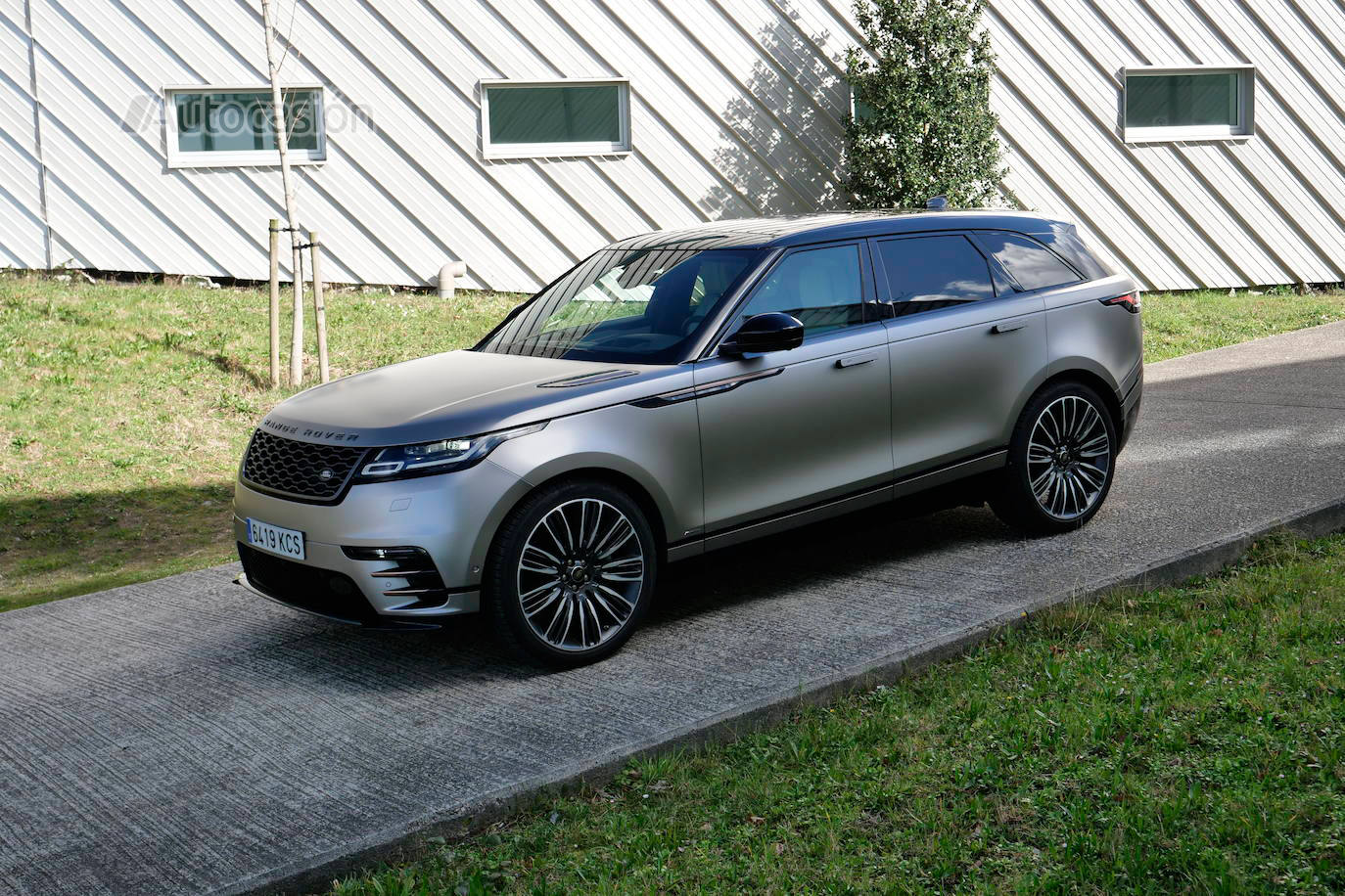 Range Rover Velar HSE 300 First Edition