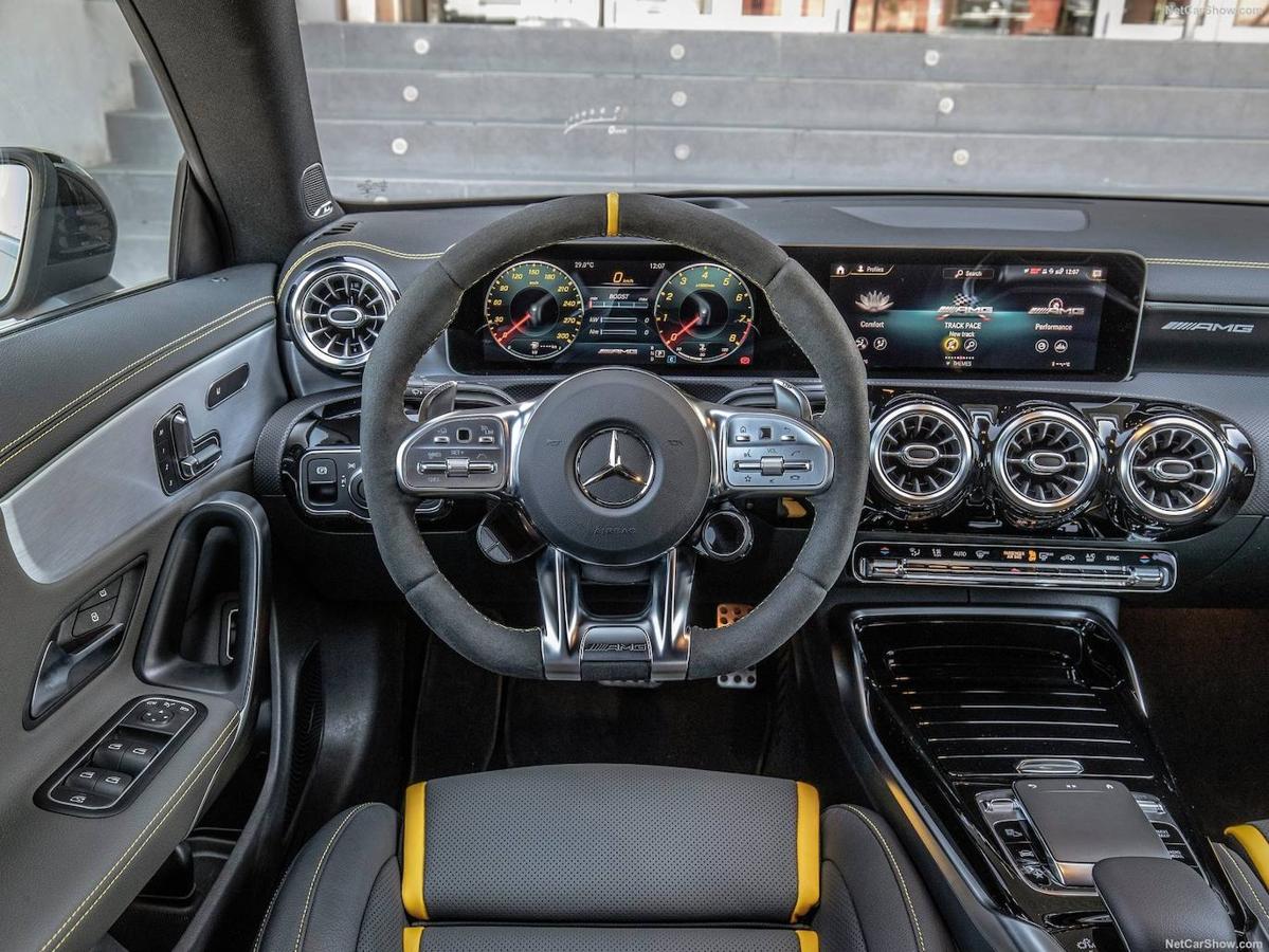 Fotos: Mercedes A45s AMG