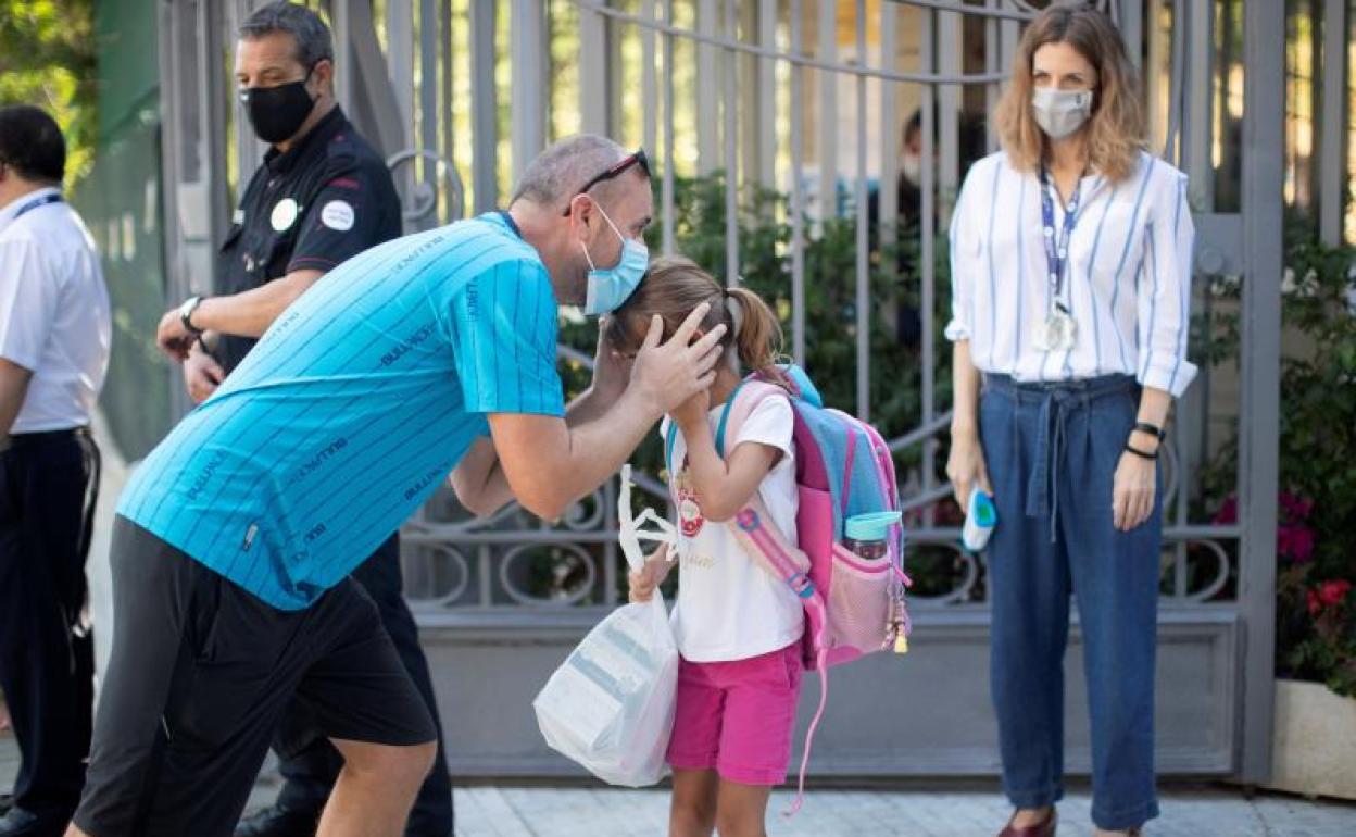 Coronavirus y vuelta al cole: los pediatras valencianos avisan que no emitirán justificantes médicos que dispensen de ir al colegio