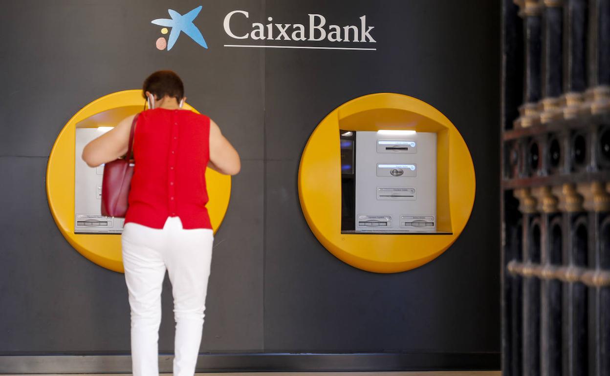 Fusión Bankia - Caixabank | Una red de 746 oficinas y 4.307 empleados en Valencia, Alicante y Castellón