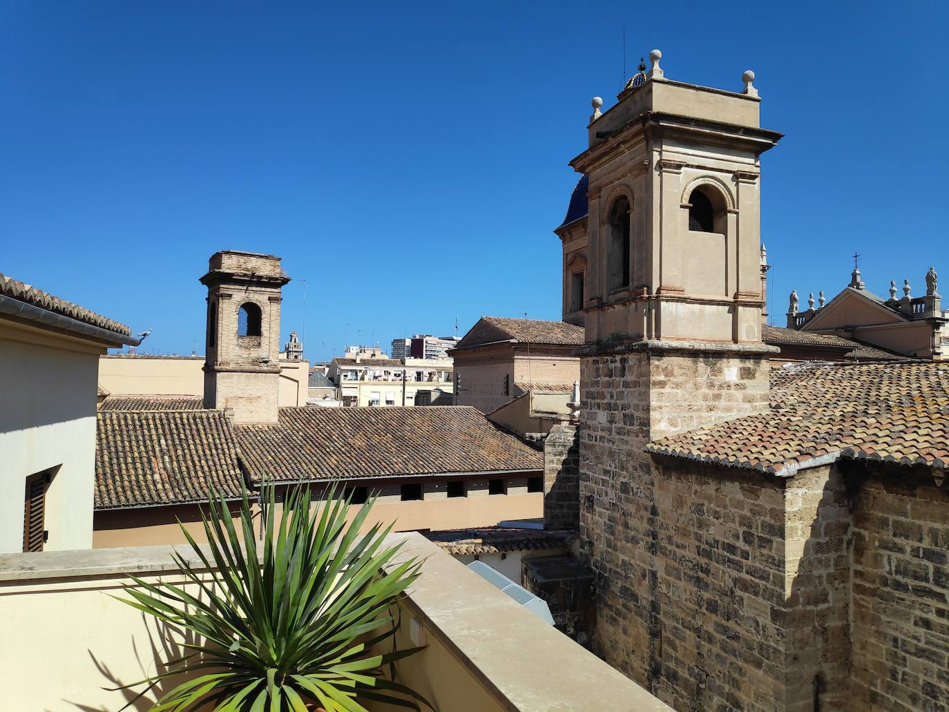 Antiguo campanario de la iglesia de San Juan del Hospital.