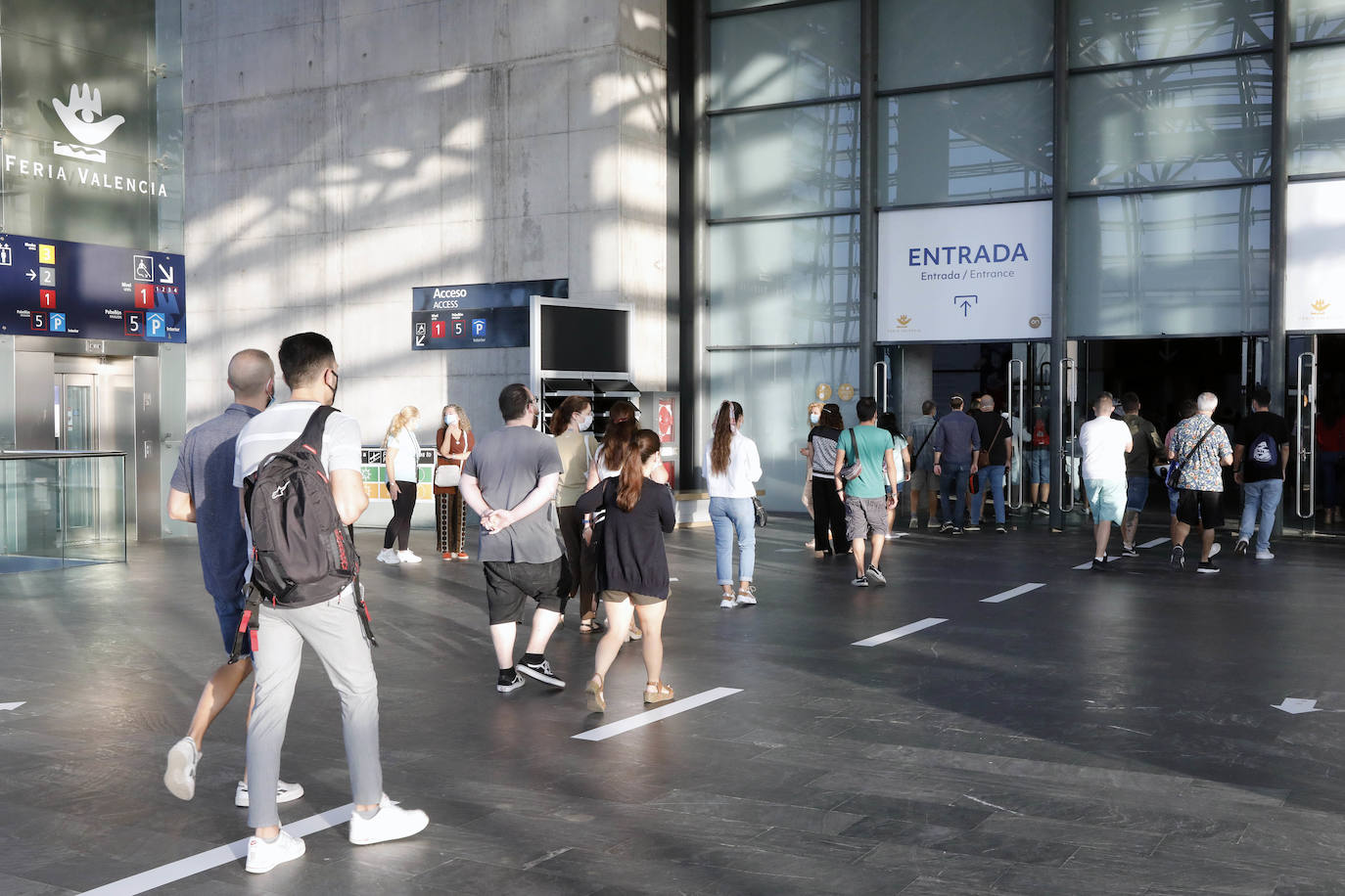 Casi 2.000 personas se dan cita en Feria Valencia para unas oposiciones marcadas por el coronavirus