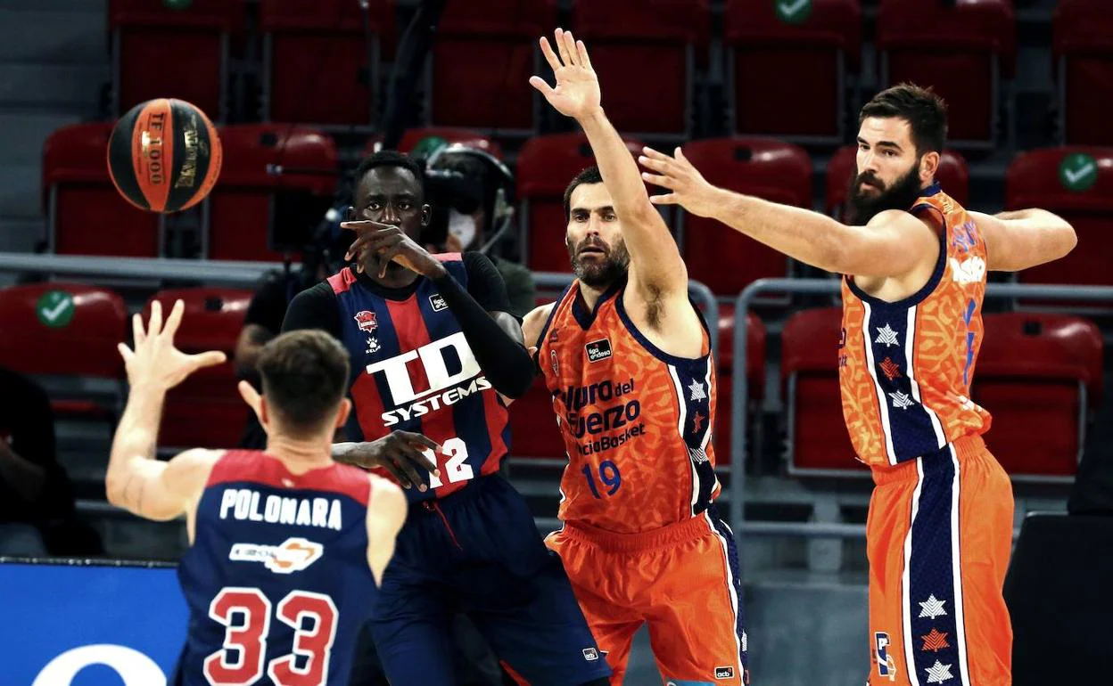 Vildoza ejecuta a un impreciso Valencia Basket