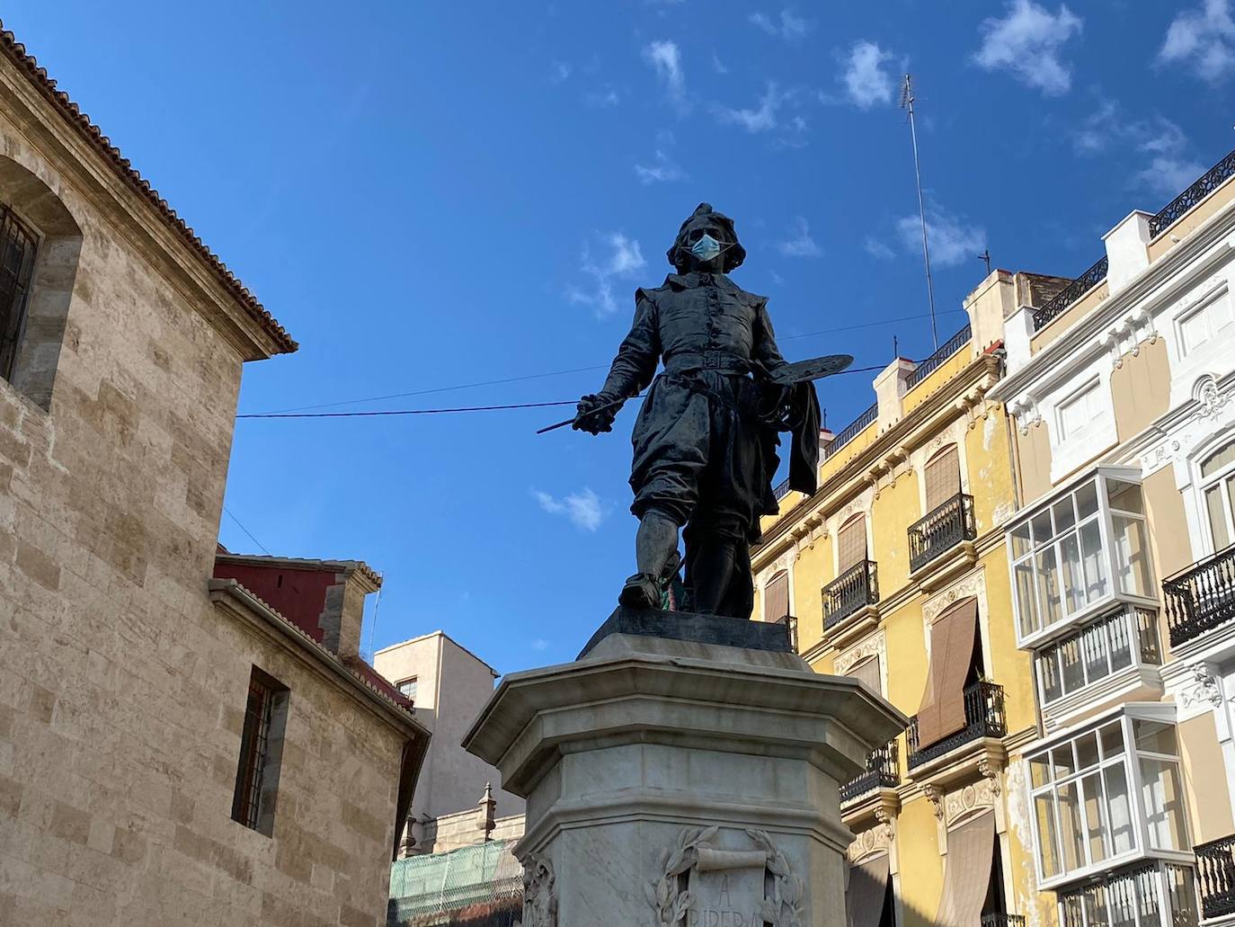 Mascarillas en las fuentes de Valencia