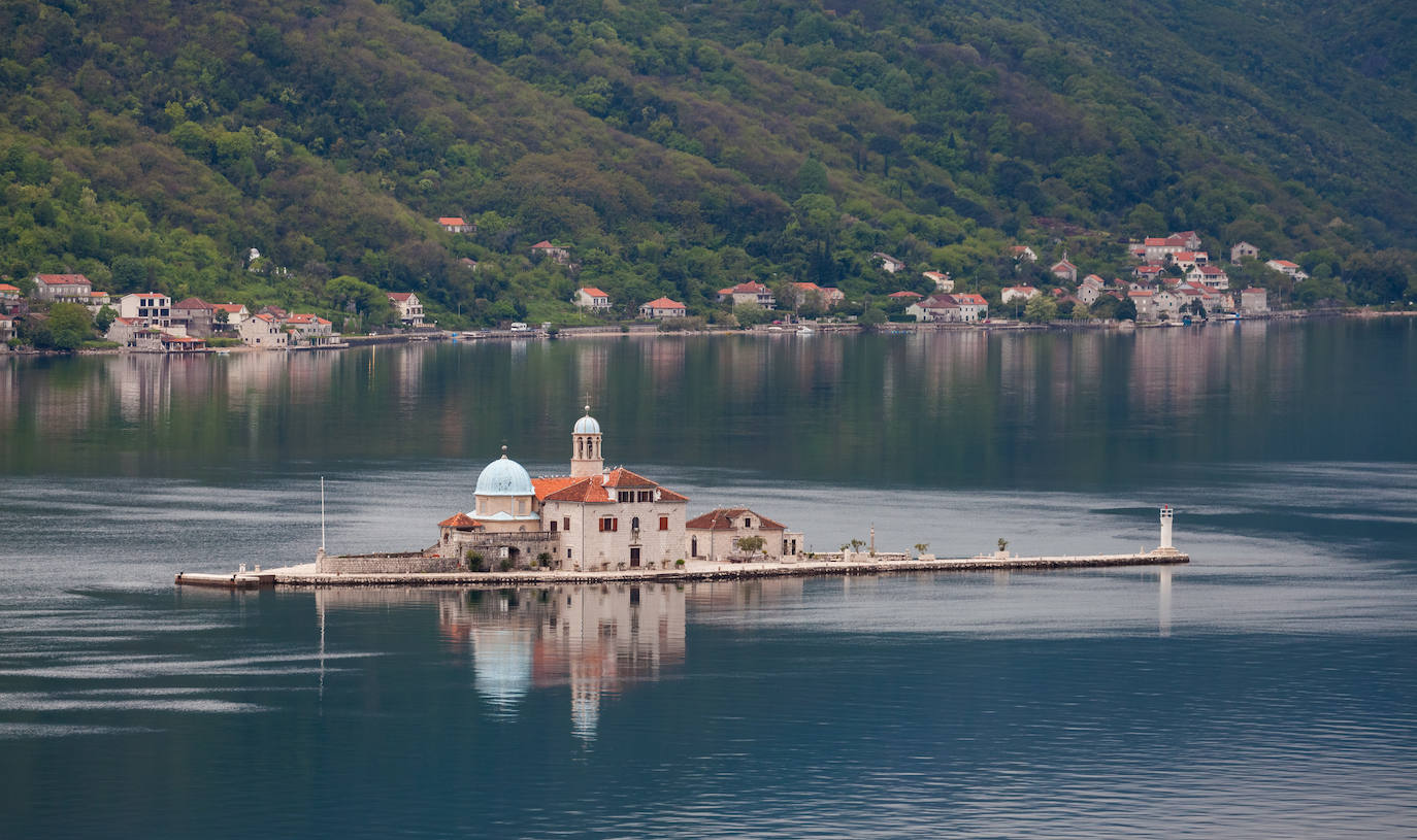 Bahía Bocas de Kotor (Montenegro)