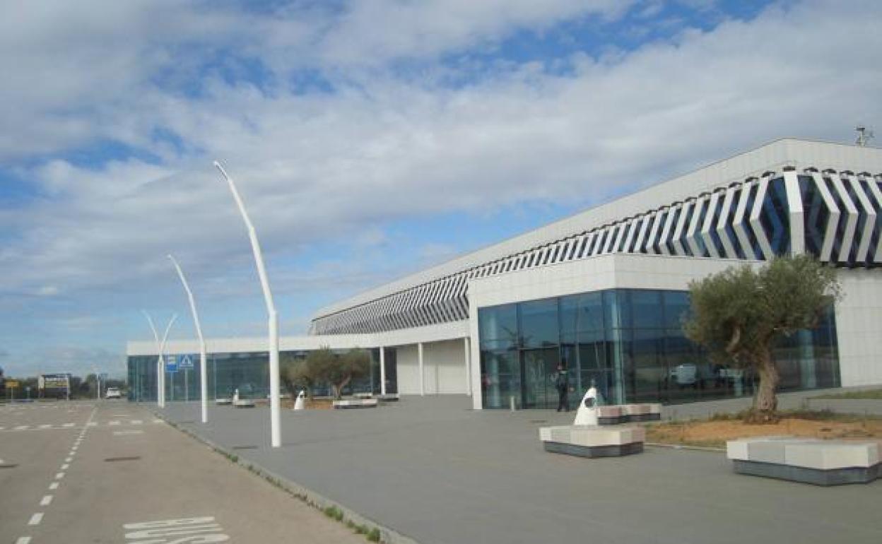 El aeropuerto de Castellón apuesta por el mantenimiento