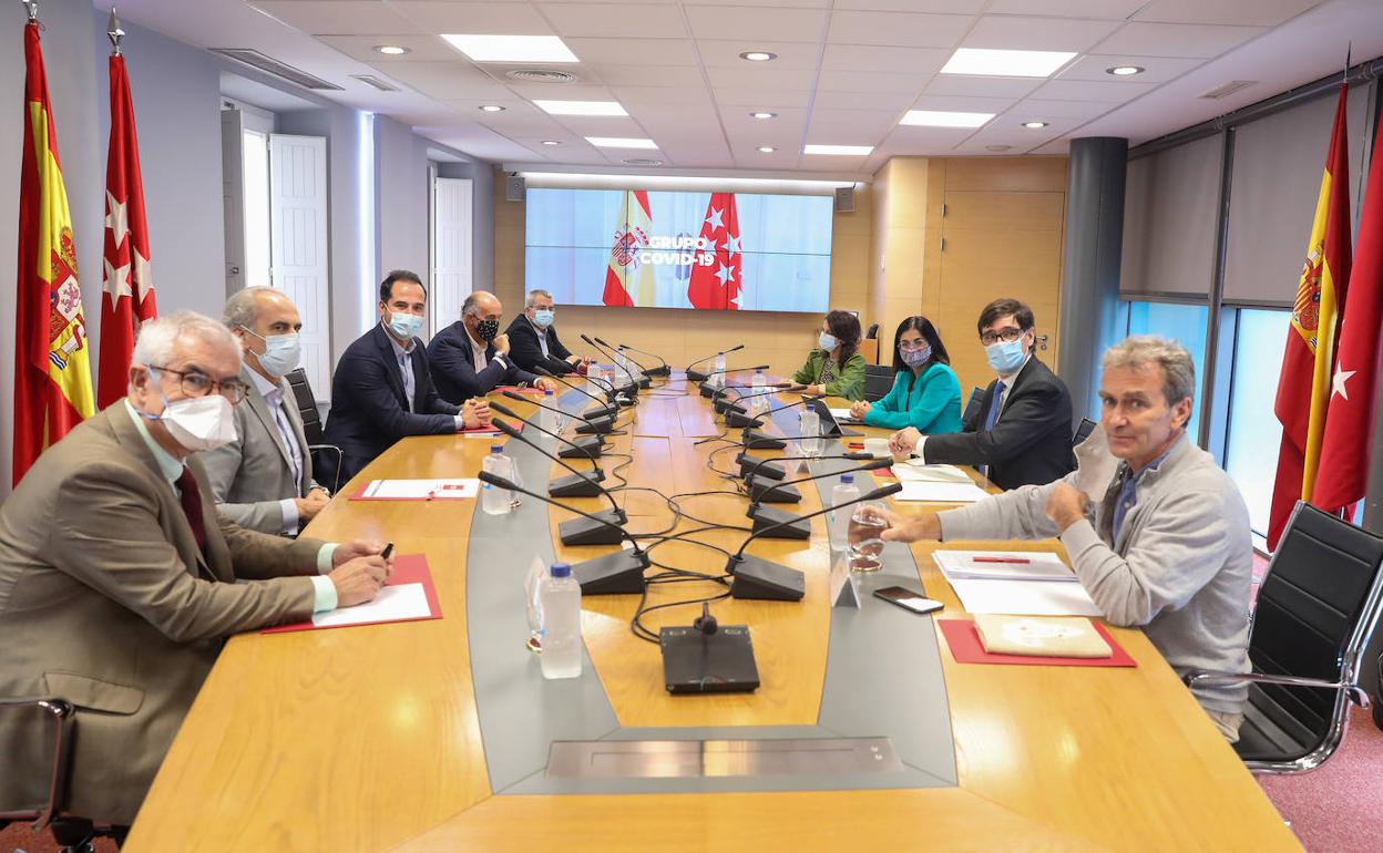 Reunión del Grupo Covid, con representantes del Gobierno central y del regional, el jueves.