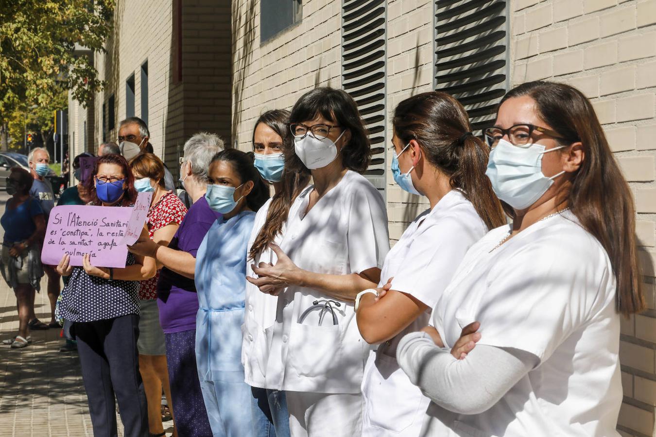 Los sanitarios valencianos claman por la falta de recursos para luchar contra el Covid-19 y la conselleria de Sanidad convoca una reunión de urgencia